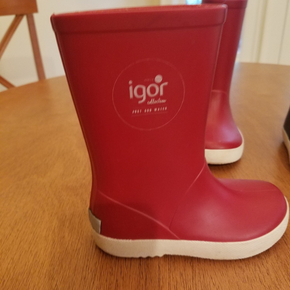 IGOR Kids Rain Boots in Red size 25 (U. S. 8)